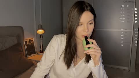 Snapshot of yourher0in chatting on 01-26-25, 10:45 Aida online show from 01-26-25, 10:45