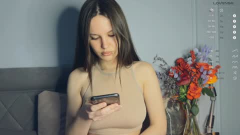 Snapshot of yourher0in chatting on 02-04-25, 03:26 Aida online show from 02-04-25, 03:26