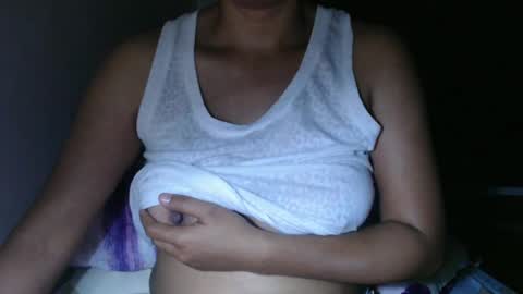 yourhotboobies23 online show from 02-23-25, 11:47