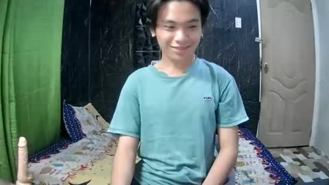 Snapshot of yourhotdodz chatting on 02-24-26, 12:03 yourhotdodz online show from 02-24-26, 12:03