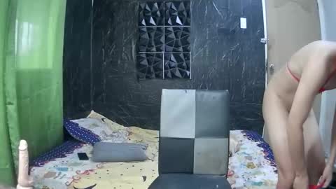 Snapshot of yourhotdodz chatting on 02-25-26, 01:48 yourhotdodz online show from 02-25-26, 01:48