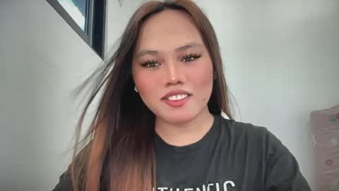 yourhotgirl_lyn online show from 06-16-26, 06:27