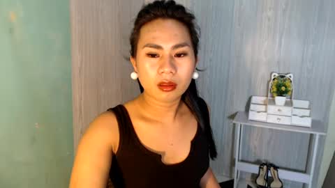 Snapshot of yourhottie_winxxx chatting on 07-23-26, 11:46 Mauie online show from 07-23-26, 11:46