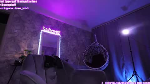 Snapshot of yourinkeddream chatting on 06-28-26, 06:36 Aleksandra online show from 06-28-26, 06:36