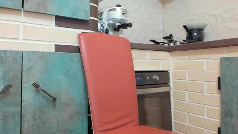 Jacky online show from 10-24-25, 03:58