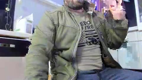 Jacky online show from 12-22-25, 03:03