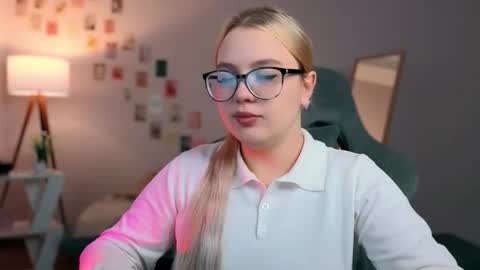 Jully online show from 10-14-25, 05:52