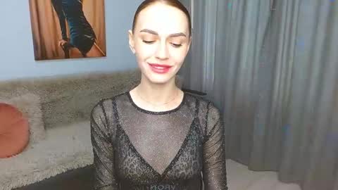 Snapshot of yourladysunshine chatting on 01-12-25, 11:28 Ksyusha online show from 01-12-25, 11:28