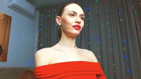 Snapshot of yourladysunshine chatting on 01-27-25, 10:27 Ksyusha online show from 01-27-25, 10:27
