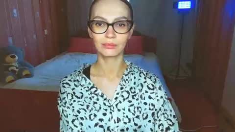 Snapshot of yourladysunshine chatting on 06-13-26, 07:28 Ksyusha online show from 06-13-26, 07:28