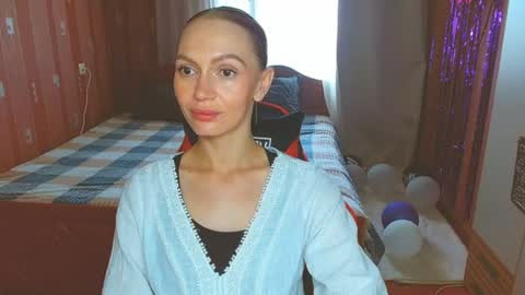 Snapshot of yourladysunshine chatting on 07-19-26, 07:12 Ksyusha online show from 07-19-26, 07:12