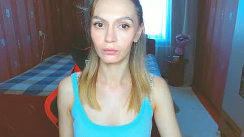 Snapshot of yourladysunshine chatting on 07-26-26, 07:15 Ksyusha online show from 07-26-26, 07:15