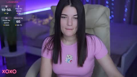 L O L A online show from 11-15-25, 04:03