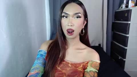 yourlovebella88 online show from 03-04-25, 05:56