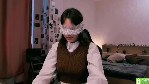 Snapshot of yourlovelystreamer chatting on 09-09-25, 02:05 Nikol online show from 09-09-25, 02:05
