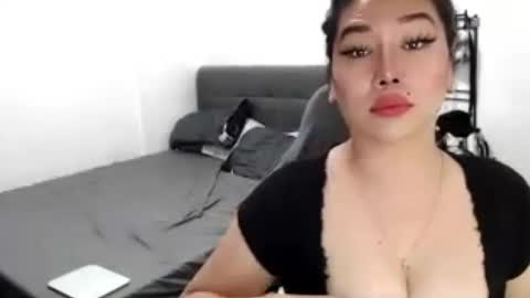 Snapshot of yourlovetifannyx chatting on 07-15-26, 03:01 tifanny online show from 07-15-26, 03:01