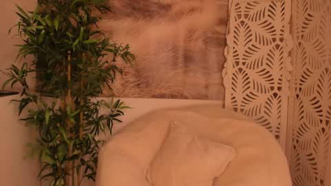 Sarah online show from 12-02-24, 10:34