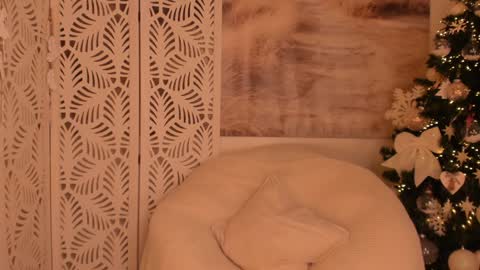 Sarah online show from 12-12-24, 10:52