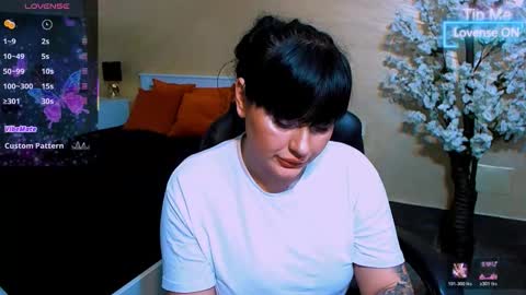 Nicole online show from 01-09-26, 01:41