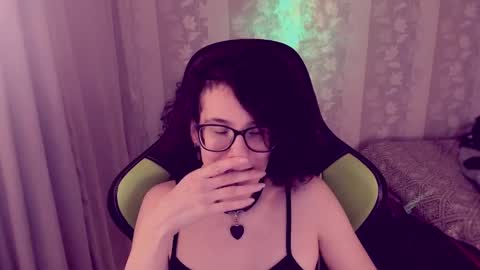 Snapshot of yourscosmic chatting on 12-11-24, 12:54 Yours Cosmic online show from 12-11-24, 12:54