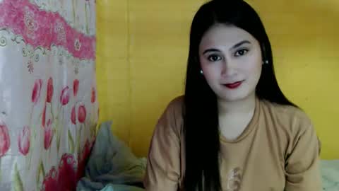 Snapshot of yourseductive_vinaxx chatting on 09-27-25, 12:43 yourseductive_vinaxx online show from 09-27-25, 12:43