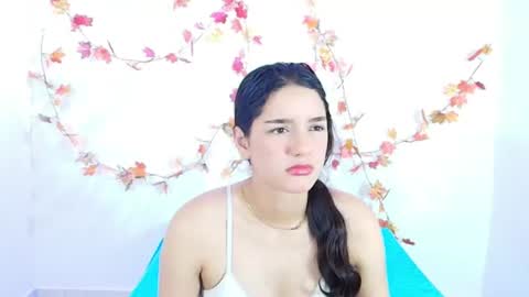 Snapshot of yoursexy18lover chatting on 06-12-26, 06:56 Lina and roberth online show from 06-12-26, 06:56