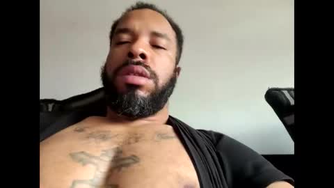 Snapshot of yoursexydaddy79 chatting on 11-05-25, 04:51 mother fucker online show from 11-05-25, 04:51