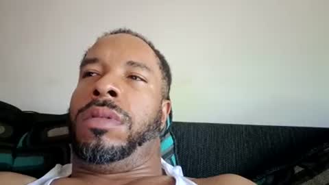 Snapshot of yoursexydaddy8181 chatting on 07-27-26, 04:03 yoursexydaddy8181 online show from 07-27-26, 04:03