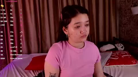 Bella online show from 06-18-26, 03:07