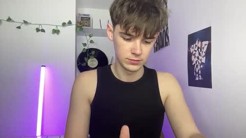 yoursweetyguy online show from 04-01-26, 04:37