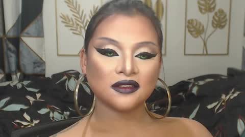 Snapshot of yourtrannyqueenxxx chatting on 09-21-25, 12:56 Anastacia Grey online show from 09-21-25, 12:56