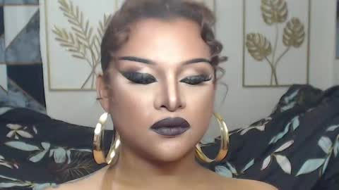Snapshot of yourtrannyqueenxxx chatting on 05-06-26, 10:59 Anastacia Grey online show from 05-06-26, 10:59