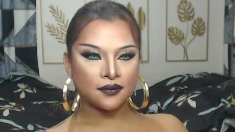 Snapshot of yourtrannyqueenxxx chatting on 05-15-26, 01:56 Anastacia Grey online show from 05-15-26, 01:56