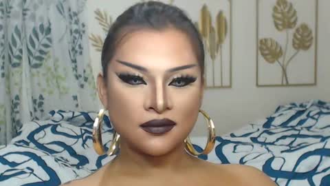 Snapshot of yourtrannyqueenxxx chatting on 07-01-26, 11:15 Anastacia Grey online show from 07-01-26, 11:15