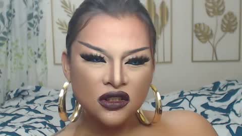 Snapshot of yourtrannyqueenxxx chatting on 07-15-26, 10:37 Anastacia Grey online show from 07-15-26, 10:37