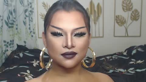 Snapshot of yourtrannyqueenxxx chatting on 07-27-26, 10:50 Anastacia Grey online show from 07-27-26, 10:50