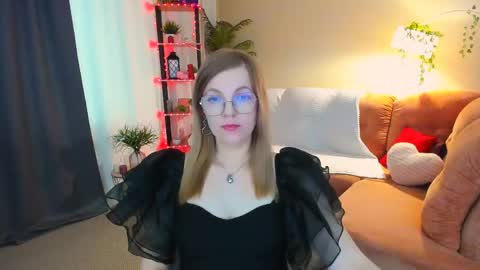 Snapshot of youruniverser chatting on 04-29-26, 05:11 Alice online show from 04-29-26, 05:11