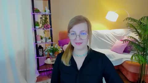 Snapshot of youruniverserr chatting on 10-05-25, 09:29 Alice online show from 10-05-25, 09:29