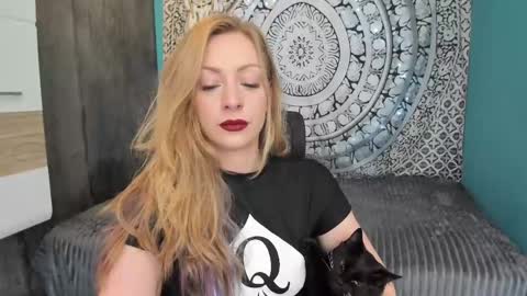 YourVenus00 -Follow my OF online show from 05-11-26, 10:21