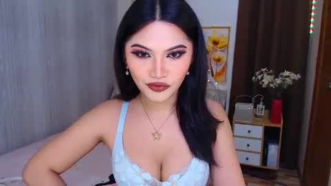 Snapshot of youungsextdeity chatting on 02-28-25, 05:26 cathy online show from 02-28-25, 05:26
