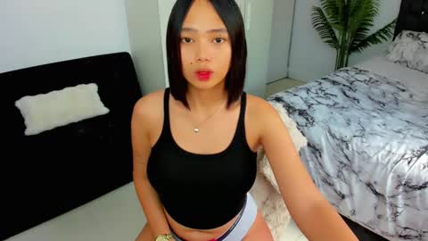 YowgineTheGreat online show from 01-25-25, 04:56