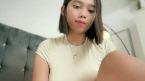 YowgineTheGreat online show from 02-05-25, 04:14