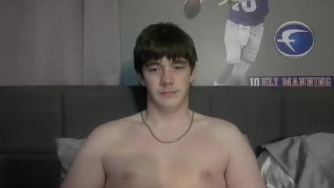 Snapshot of yp05 chatting on 10-07-25, 03:25 YoungPhysique05 online show from 10-07-25, 03:25