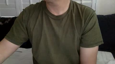 Snapshot of yque2 chatting on 02-19-26, 03:30 yque online show from 02-19-26, 03:30