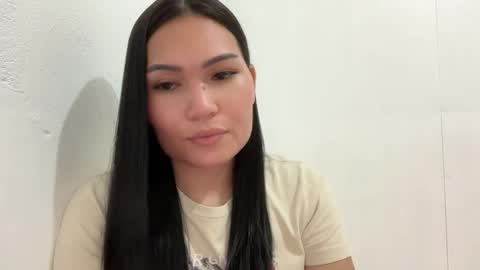 yrdrmgrl_jennie26 online show from 02-12-26, 03:29