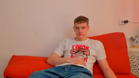 yrshela online show from 04-21-26, 05:58