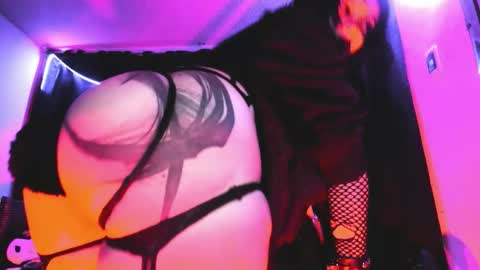 Yue Eclipsa online show from 03-19-26, 07:01