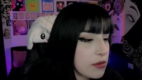 Snapshot of yuhwa chatting on 09-09-25, 01:05    rawr   Anne Independent model      online show from 09-09-25, 01:05