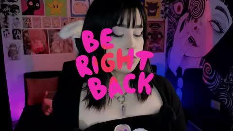 Snapshot of yuhwa chatting on 10-14-25, 11:27    rawr   Anne Independent model      online show from 10-14-25, 11:27