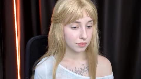 Misa online show from 12-16-25, 04:56